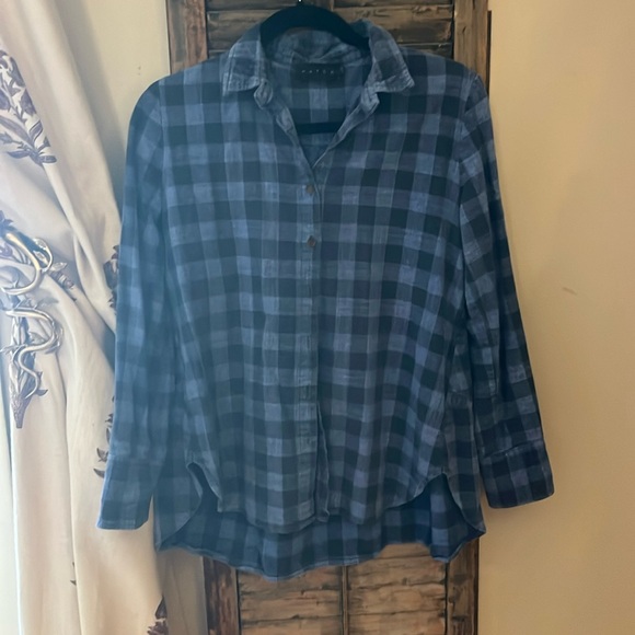 Hatch Maternity plaid button down size 1 - Picture 2 of 4